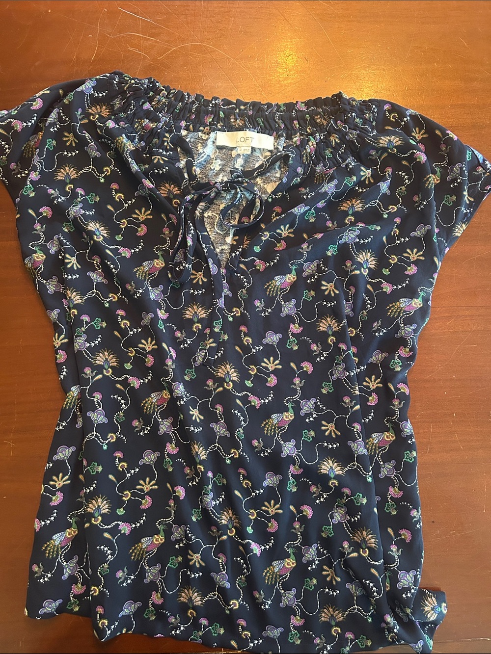 LOFT Navy Floral Peacock Tie-Front Peasant Blouse Medium Excellent Condition